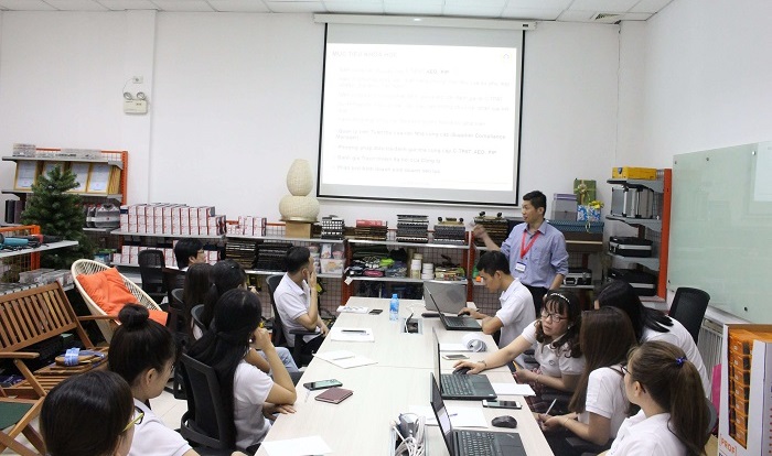 CÔNG TY CỔ PHẦN XUẤT NHẬP KHẨU MAY ANH VŨ